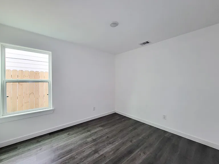8122 Sterlingshire St #A — Photo 20