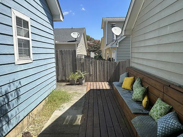105 Brownsridge Ln — Photo 10