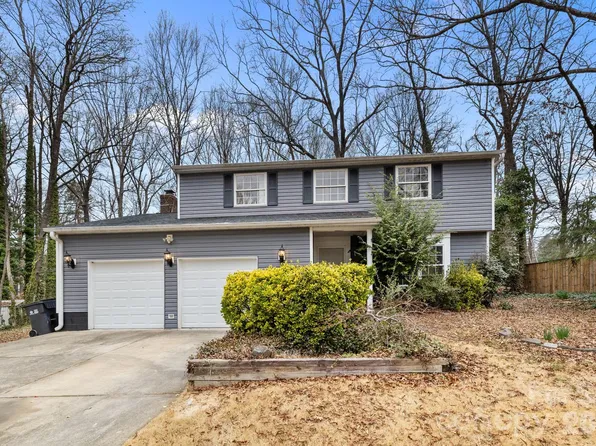 5716 Cassio Ct, Charlotte, NC 28227