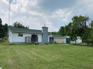 3717 N Campbell Rd, Rose City, MI 48654