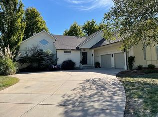 1340 N Country Walk Cir, Wichita, KS 67206