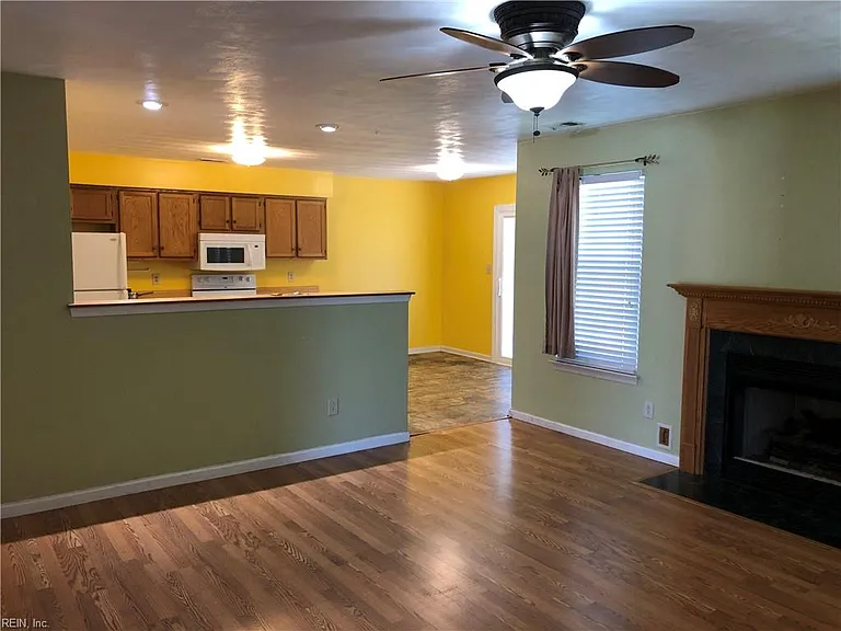 3773 Lilac Dr — Photo 8