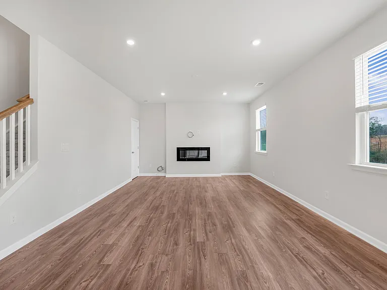 2201 Lavender Meadows Ct — Photo 5