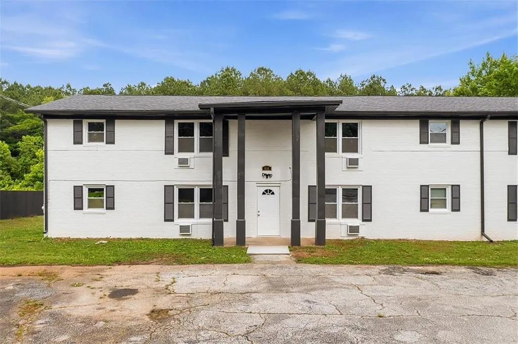 1 bed, 1.0 bath, $975 — Photo 3