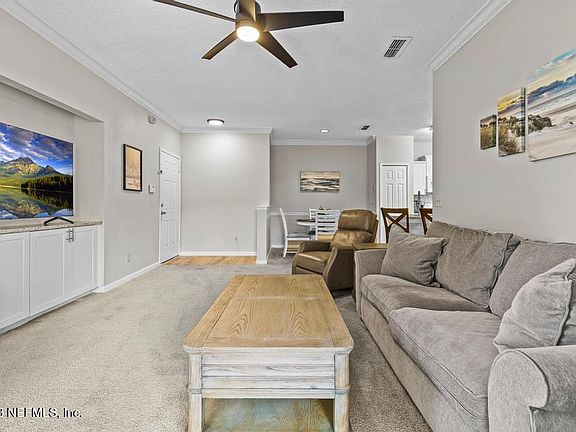 3rd image of 10000 N GATE Parkway #2021