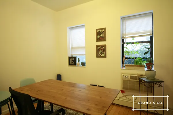 Rented by Grand & Co. | media 11