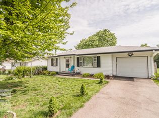 903 Arnold St, Glenwood, IA 51534