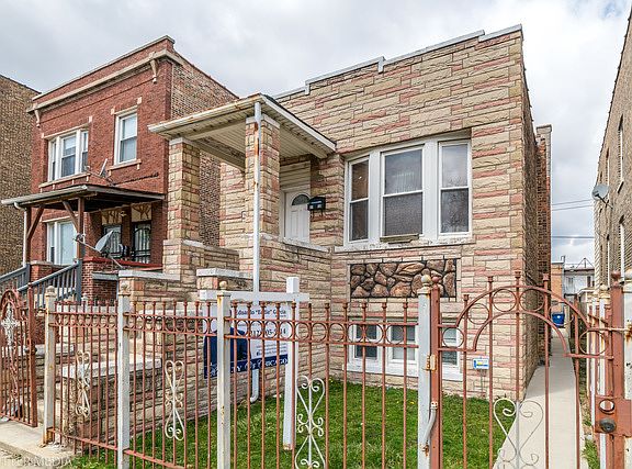 2nd image of 5738 W 22nd Pl