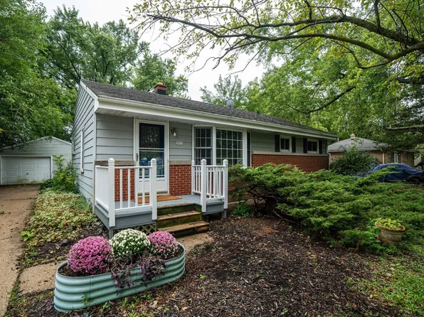5833 W Calumet ROAD, Milwaukee, WI 53223