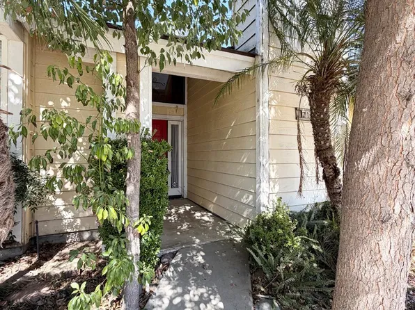 7126 Hanover Cir, Bakersfield, CA 93309