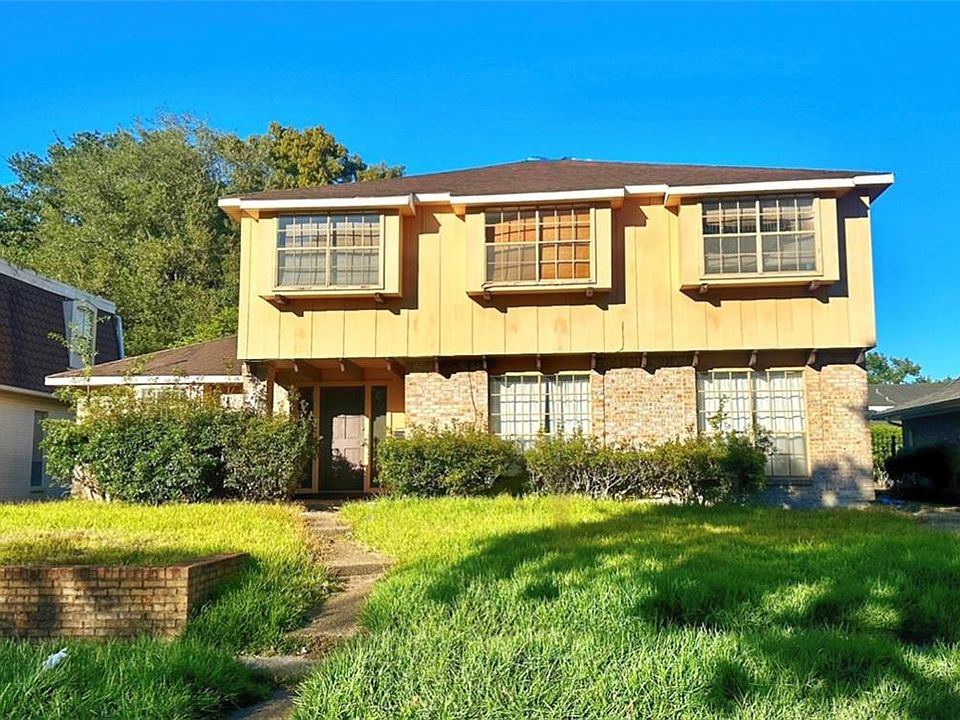 1st image of 3708 Pin Oak Ave