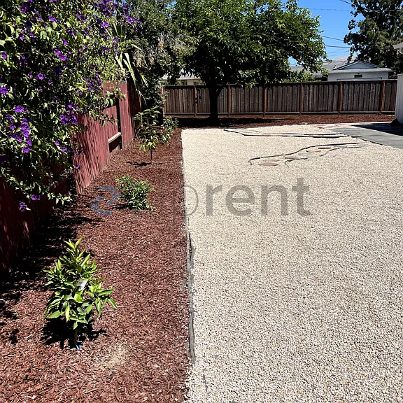 307 Barker St — Photo 23