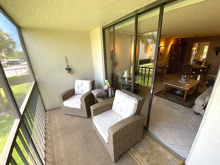 1328 Pasadena Ave S — Photo 20