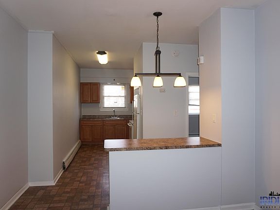 3rd image of 293-299 Parker St