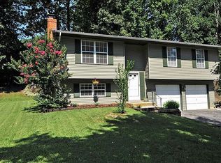 934 Marine Dr, Annapolis, MD 21409