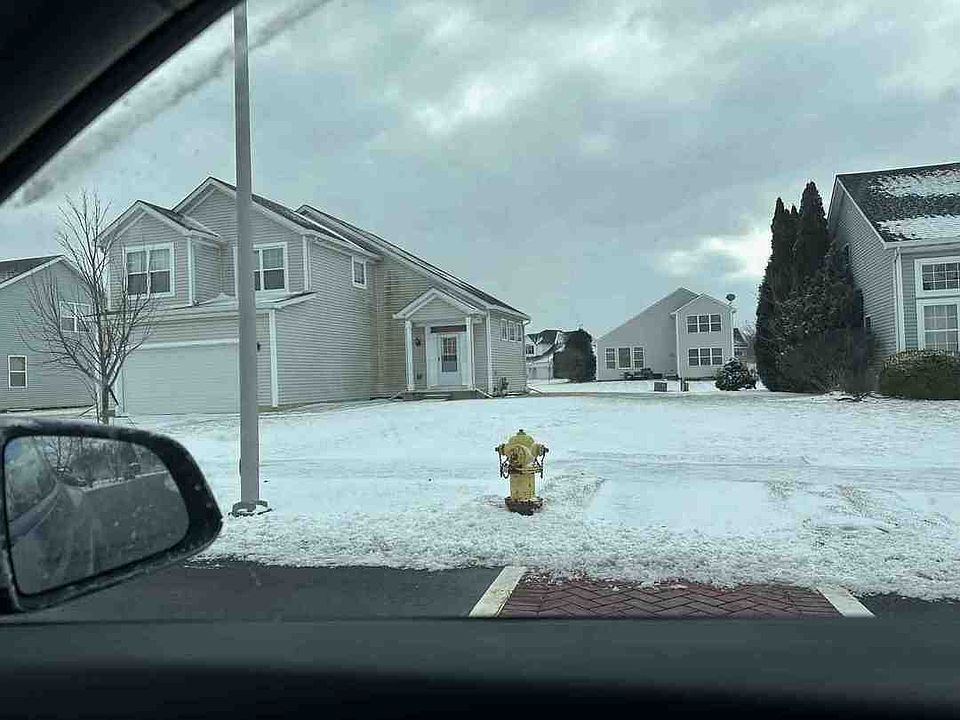 2nd image of 60 Moonlight Rd