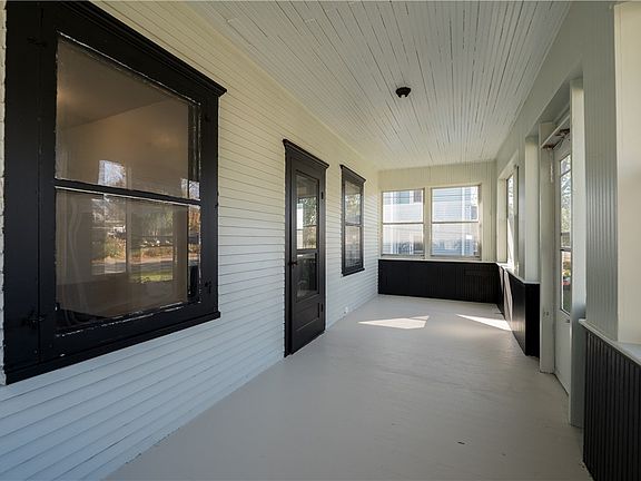 5th image of 327 E Main Street