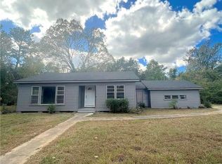 6011 Dean St, Pineville, LA 71360