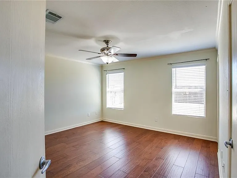 122 Quail Hollow Dr — Photo 14