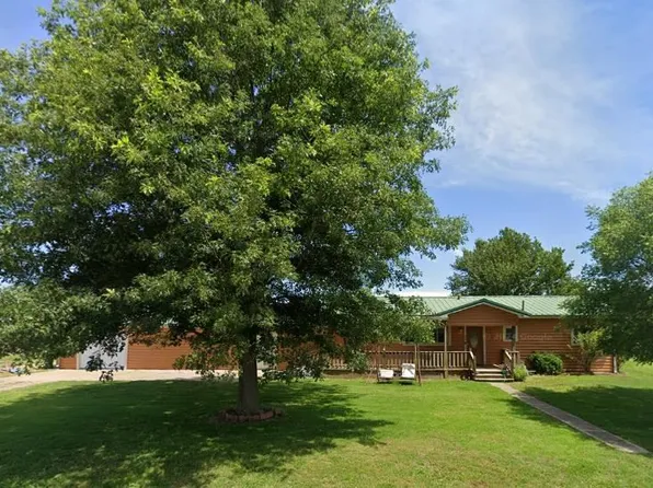 930 E 6th St, Newkirk, OK 74647