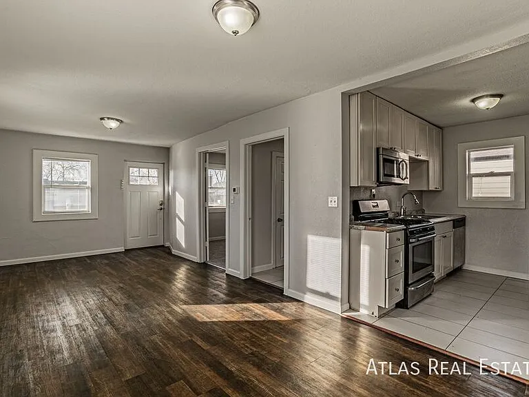 398 S Raleigh St — Photo 5