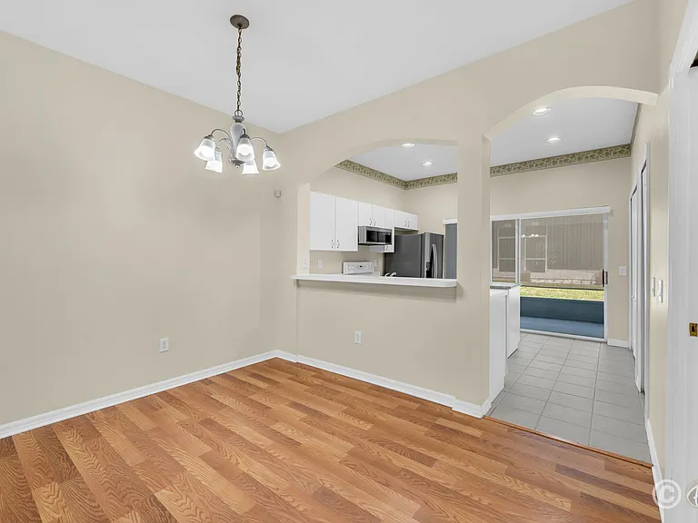 6737 Lake Rochester Ln — Photo 8