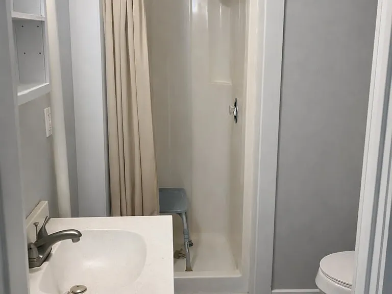111 Osborne St #7 — Photo 1