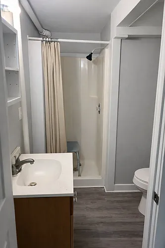 111 Osborne St #7 Photo 1