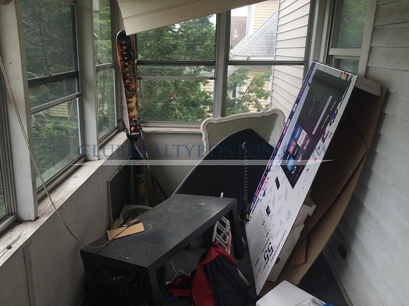 1st image of 51 Falkland St #2D