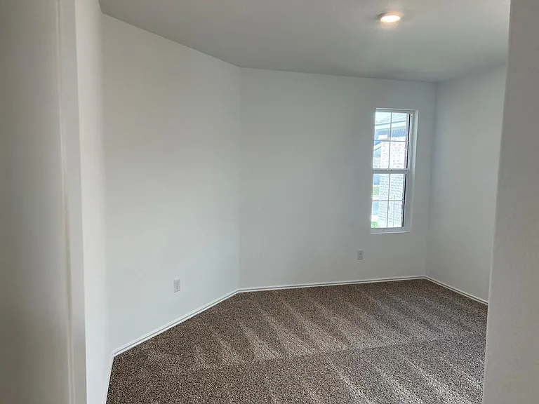 212 Canley Loop — Photo 11