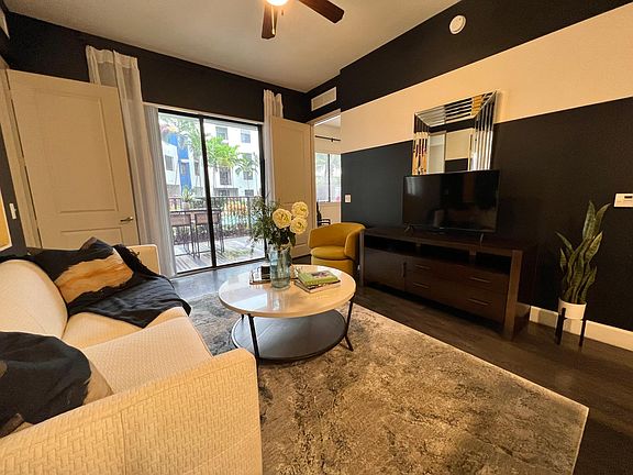 4th image of 9803 Costa Del Sol Blvd #104
