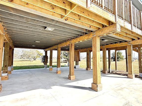 3rd image of 43 Buckskin Dr