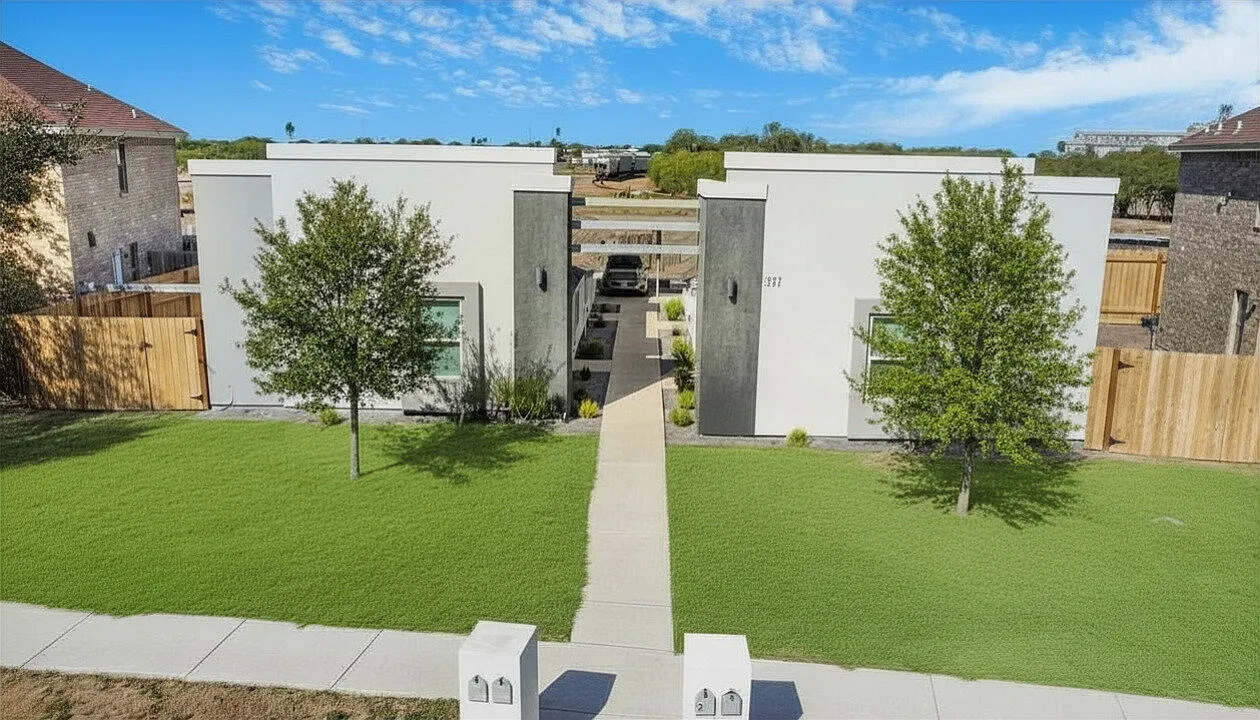 1 bed, 1.0 bath, 600 sqft, $800 — Photo 1
