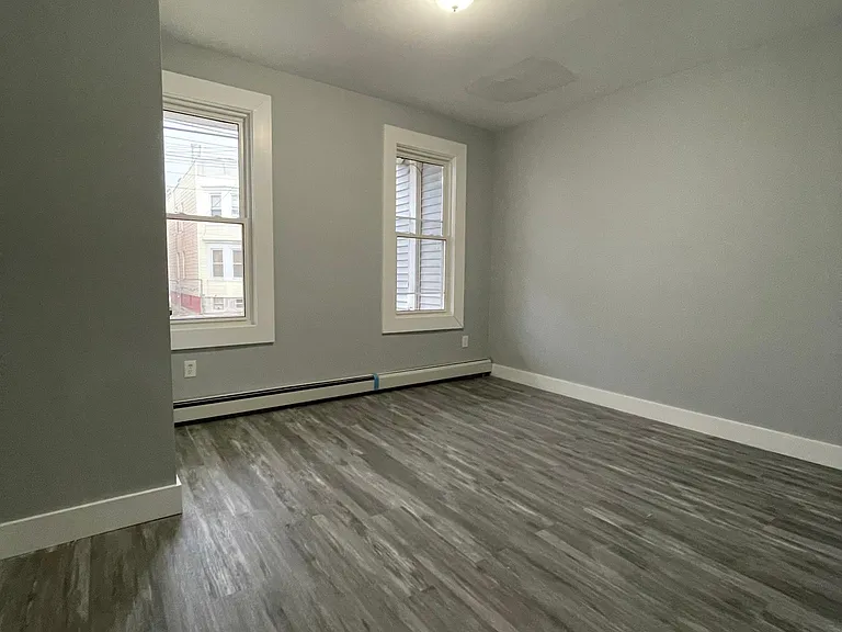 168 Fulton Ave #1 — Photo 3