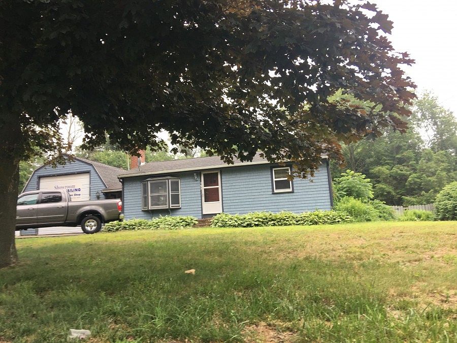 2nd image of 191 Schoosett St