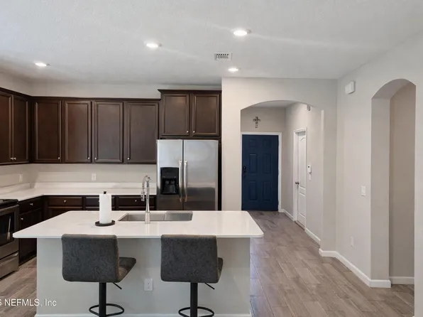 1414 KENDALL Drive, Jacksonville, FL 32211