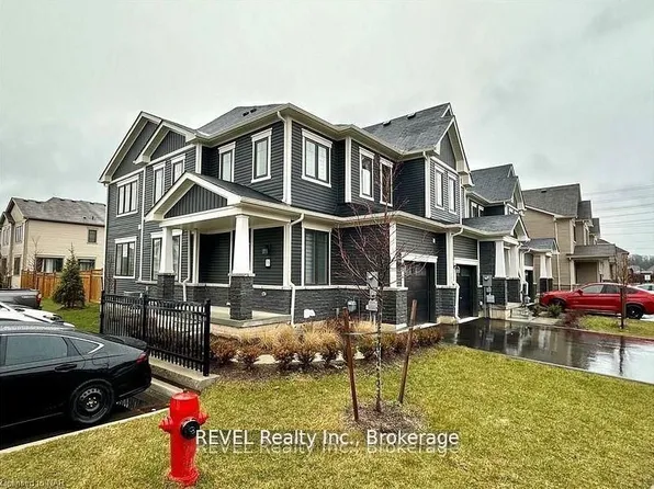 7789 Kalar Rd #38, Niagara Falls, ON L2H 3T8