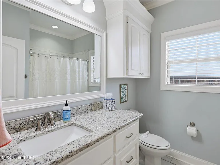 320 Oakville Cir — Photo 5