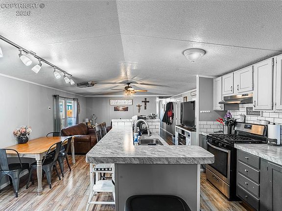 5th image of 2795 Elizabeth St #51