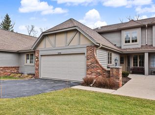 2870 Teal Ridge Ct UNIT B, Brookfield, WI 53045
