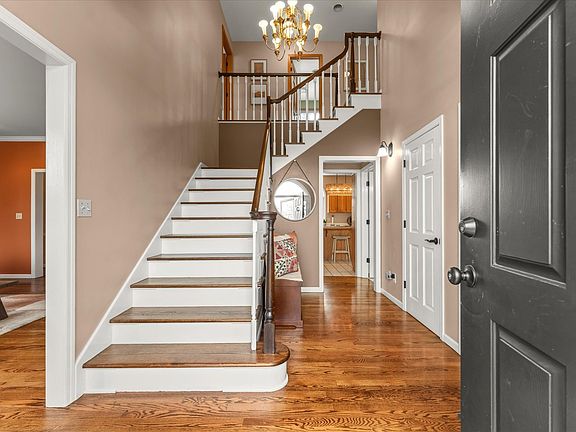 5th image of 1303 Hickory Tree Ct