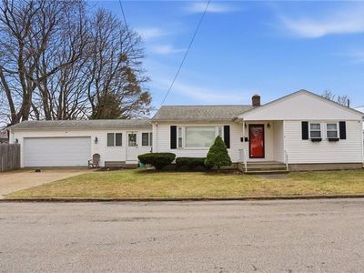 5 State St, Pawtucket, RI, 02861