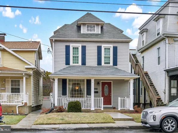1205 Bridge St, New Cumberland, PA 17070