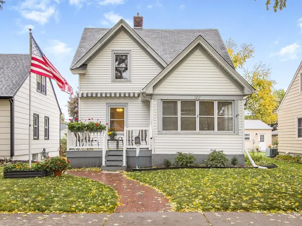 1211 Juliet Ave, Saint Paul, MN 55105
