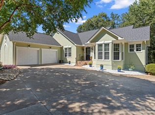 432 Thorn Meadow Ln, Boiling Springs, SC 29316