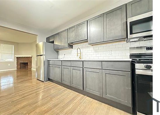1st image of 1114 E Stafford St