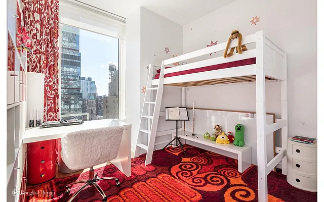 Sold by Douglas Elliman | media 22