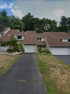 85 Old Coach Rd, Clifton Park, NY, 12065