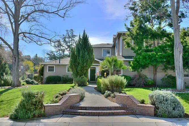 16110 Jacaranda Way photo 1