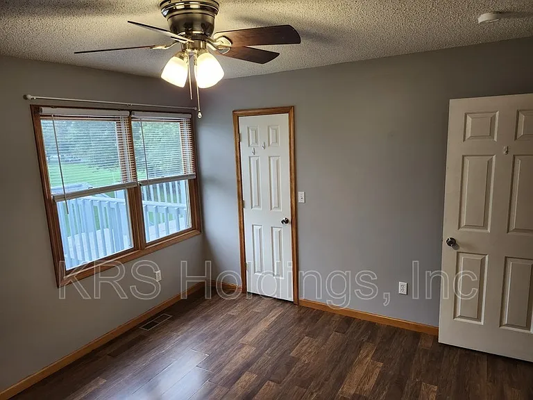82 Summerfield Dr — Photo 14